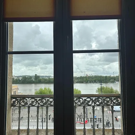 Appartamento T4 Vue Sur La Garonne, Au Pied Du Tram Bordeaux