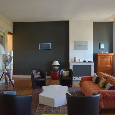 T4 Vue Sur La Garonne, Au Pied Du Tram Bordeaux