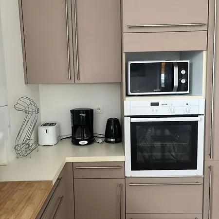 Apartment T4 Vue Sur La Garonne, Au Pied Du Tram *