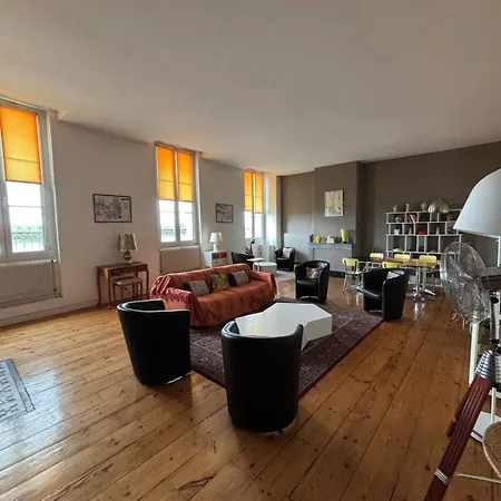 T4 Vue Sur La Garonne, Au Pied Du Tram Apartment