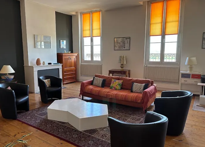 T4 Vue Sur La Garonne, Au Pied Du Tram *