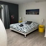 T4 Vue Sur La Garonne, Au Pied Du Tram Apartment *