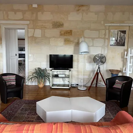 T4 Vue Sur La Garonne, Au Pied Du Tram *